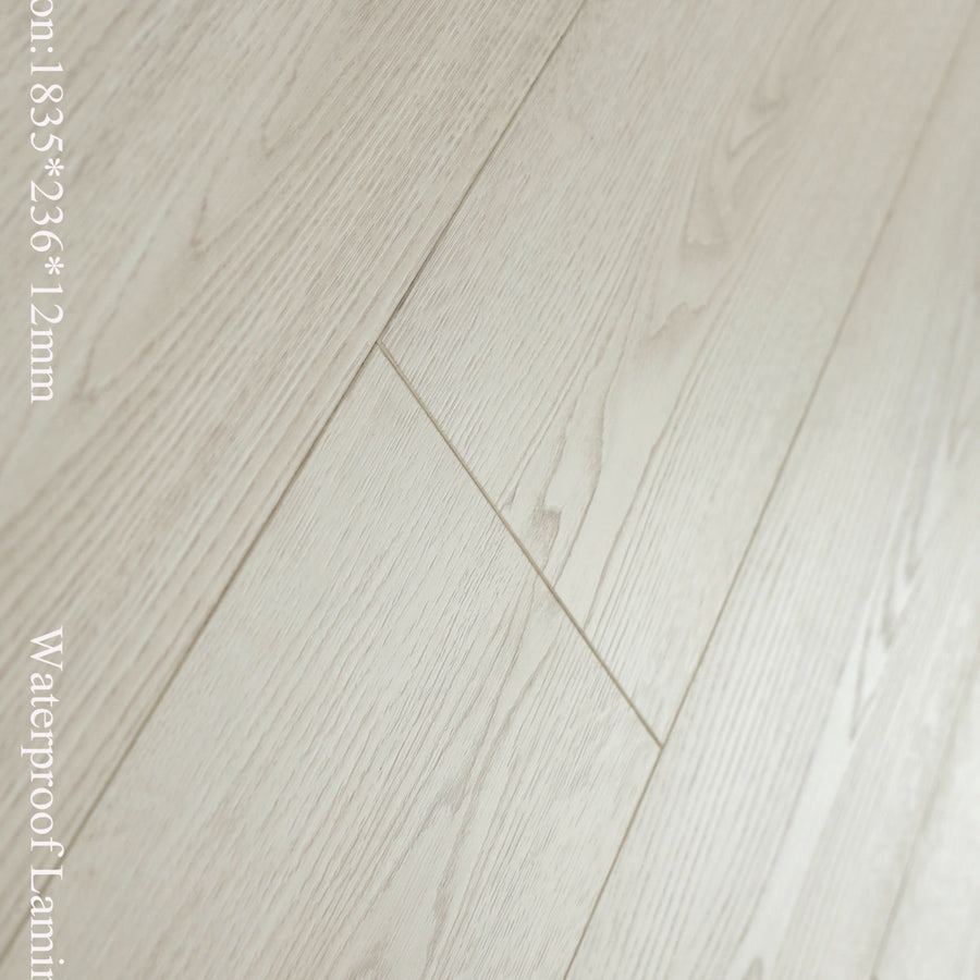 Simba - Waterproof II Laminate Collection - Golden